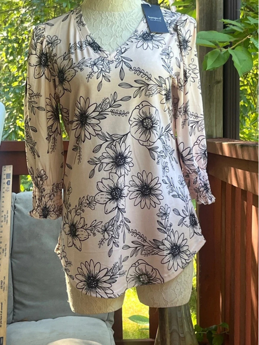 NWT Soft Pink Boho Floral Long Sleeve Top with Smocked Cuffs